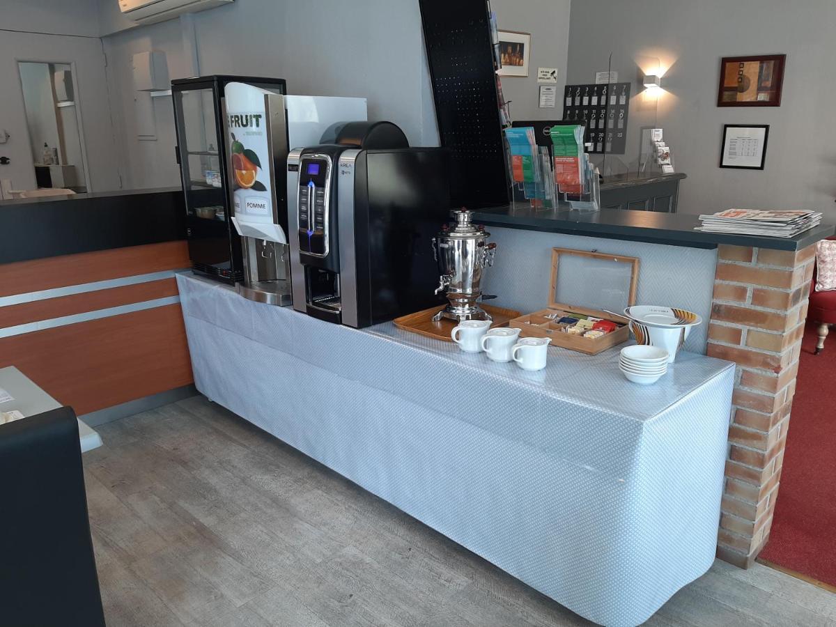 Le Royalty Hotel Angers Luaran gambar